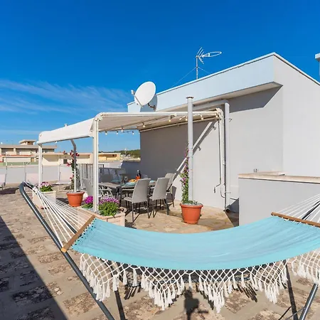 Terrazza Vista Mare E Box Auto 加利波利