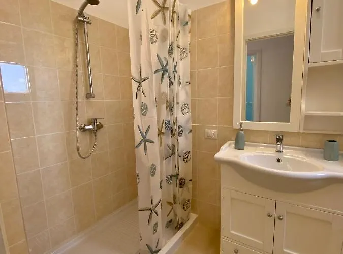 Terrazza Vista Mare E Box Auto アパート *