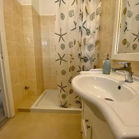 Terrazza Vista Mare E Box Auto شقة غالّيبولي