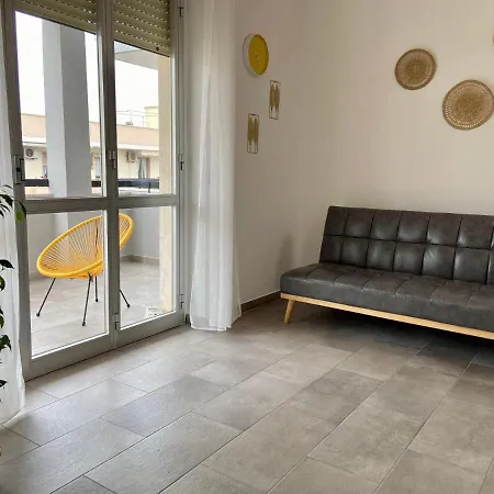 Terrazza Vista Mare E Box Auto شقة *