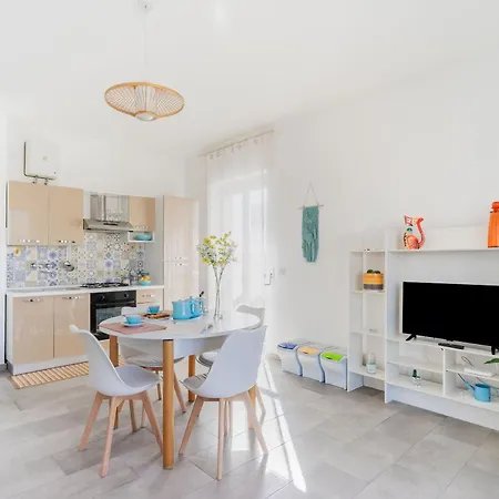 Terrazza Vista Mare E Box Auto شقة