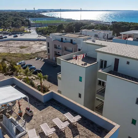 Terrazza Vista Mare E Box Auto غالّيبولي